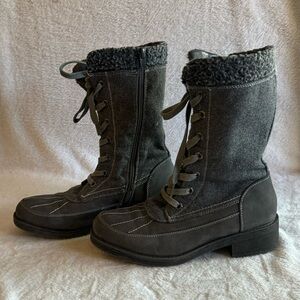 Muk Luks Tall Boots Gray Lace Up Fleece Lines Size 7